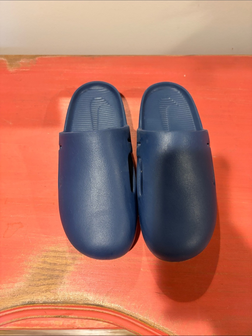 Nike Men's Solid Navy Blue Slip-On Slides